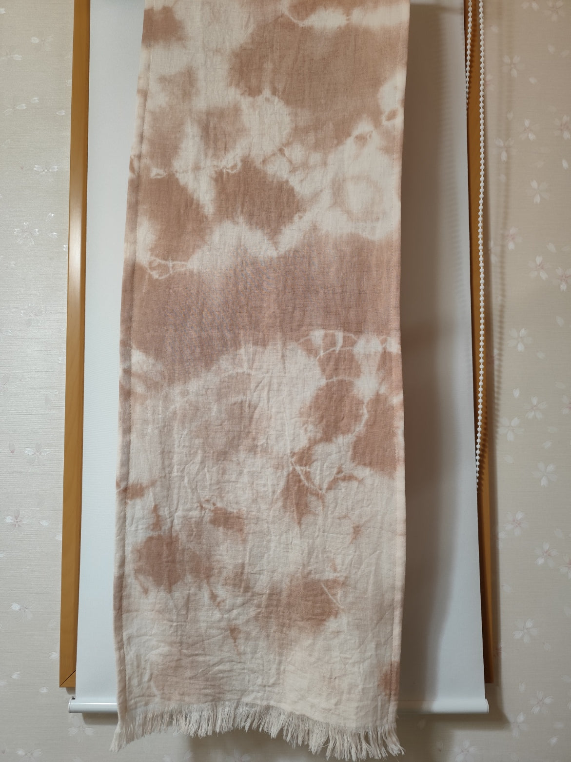 オーガニックコットン×無農薬びわの葉　草木染め　ストールA