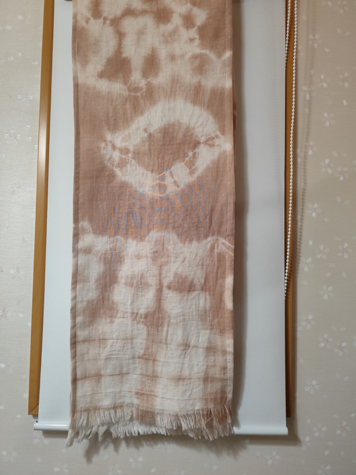 オーガニックコットン×無農薬びわの葉　草木染め　ストールA