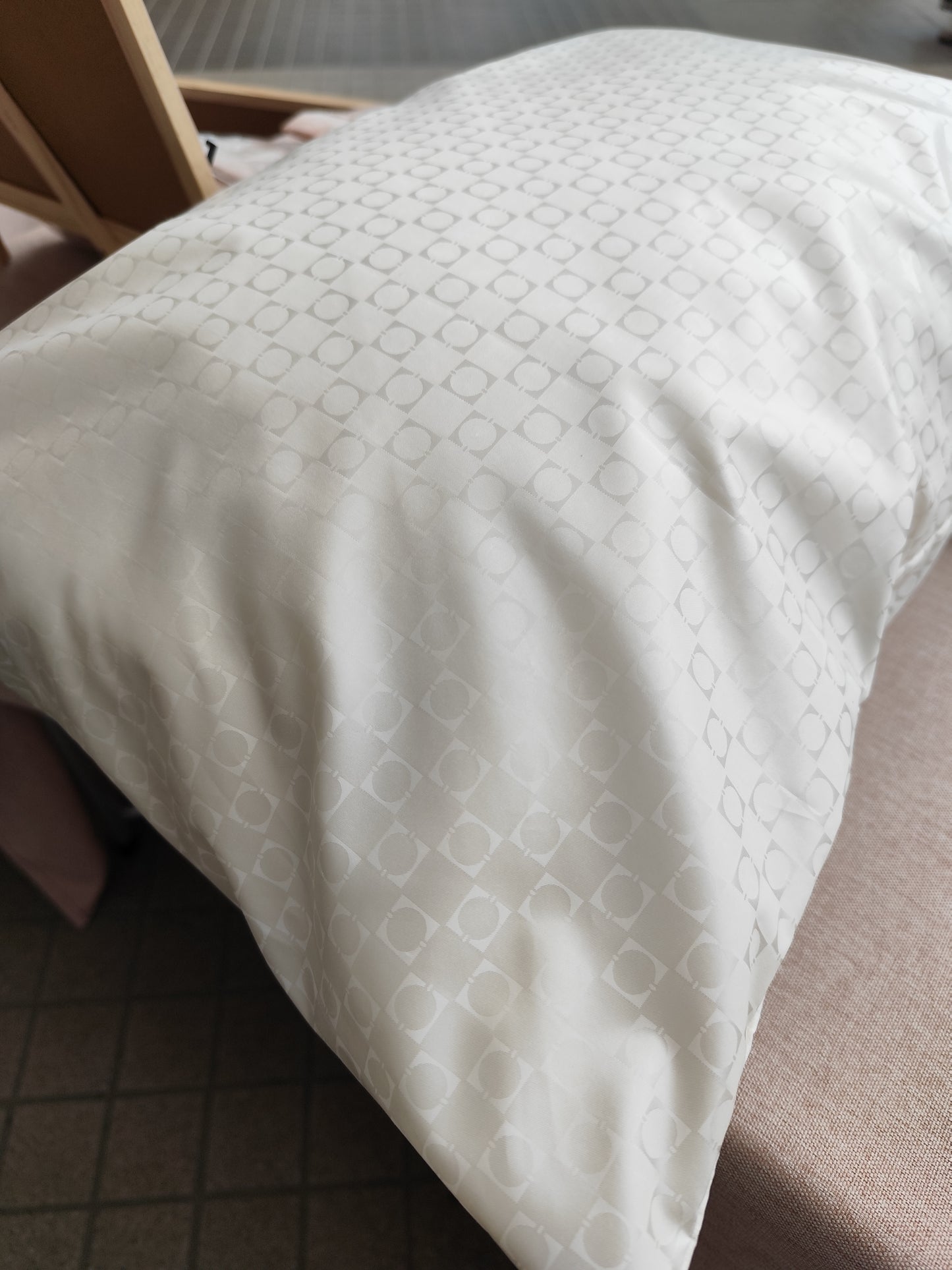 両面プレミアムシルク100%　まくらカバー